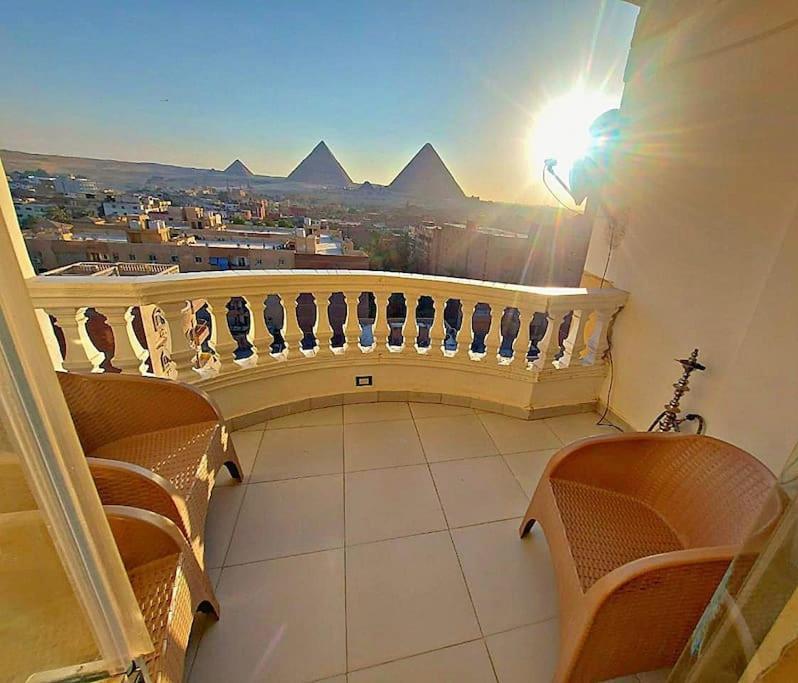 Apartment Pyramids-view *